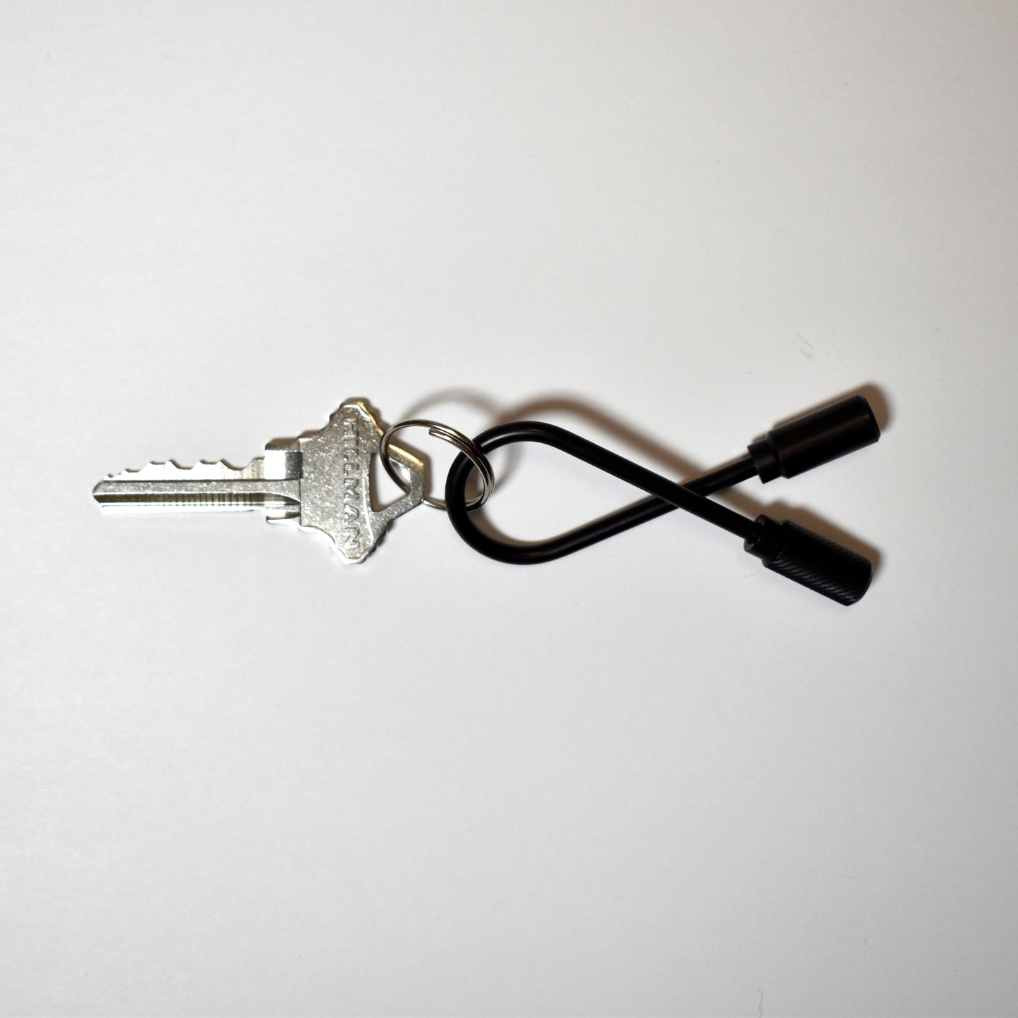 Helix-shaped keyring black