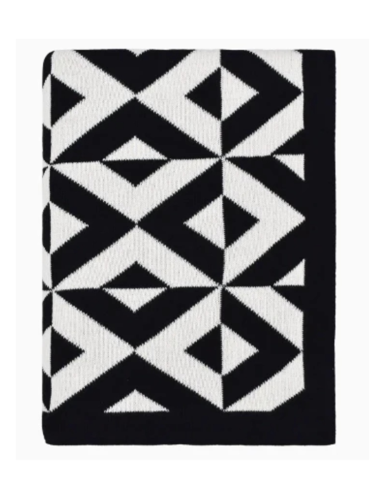 Sveda Geometric Blanket